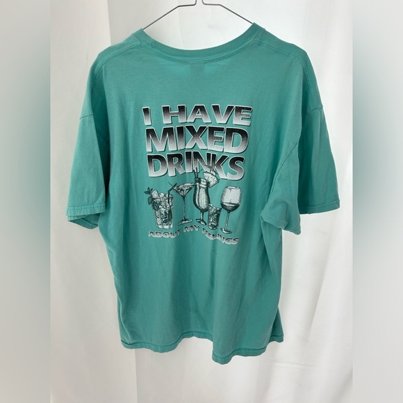VINTAGE GILDAN HAMMER ‘I have mixed drinks’ T-Shirt - Picture 4 of 4
